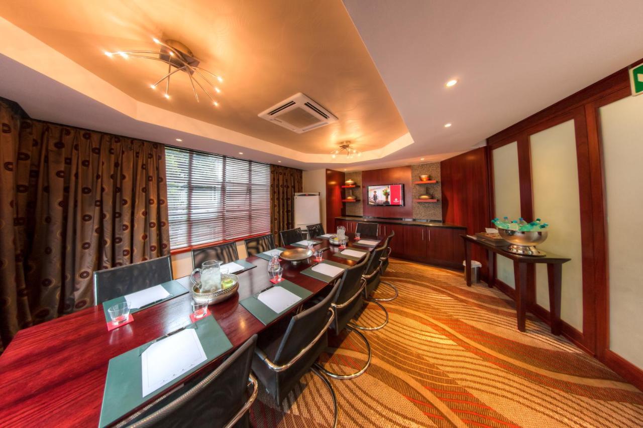 Sandton, Morningside 3*